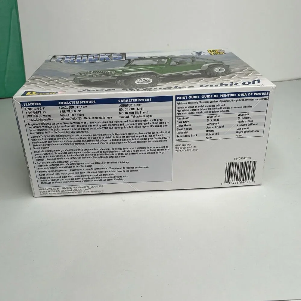 Revell Trucks Jeep Wrangler Rubicon 1:25 Model Kit Open Box Sealed Bags 85-4053